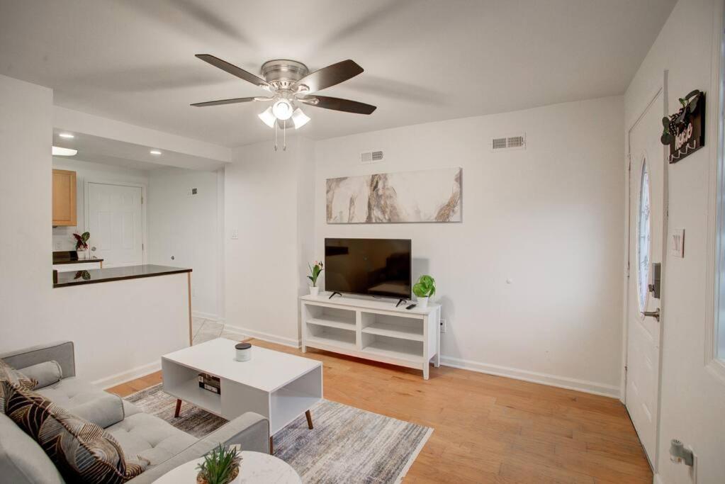 Cozy Lux 3Bd House Heart Of Fishtown Sleeps 8 Leilighet Philadelphia Eksteriør bilde